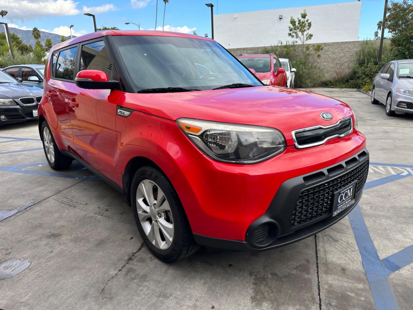 2014 RED /Black Kia Soul (KNDJP3A51E7) , located at 30 S. Berkeley Avenue, Pasadena, CA, 91107, (626) 248-7567, 34.145447, -118.109398 - Looking for a reliable and affordable vehicle in Pasadena, CA? Explore our selection of pre-owned 2014 Kia Soul + Wagon at our BHPH dealership serving Pasadena and Altadena. We specialize in bad credit auto loans and subprime credit car loan approval, making it easier than ever to get behind the whe - Photo#6